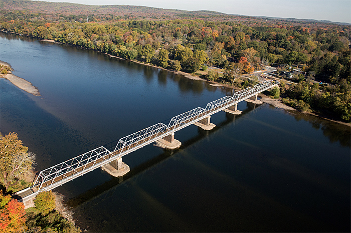 Christmas Night, 1776 - The Washington Crossing Bridge. Pennsylvania is on the left and New Jersey is on the right. (Delaware River Joint Toll Bridge Commission)